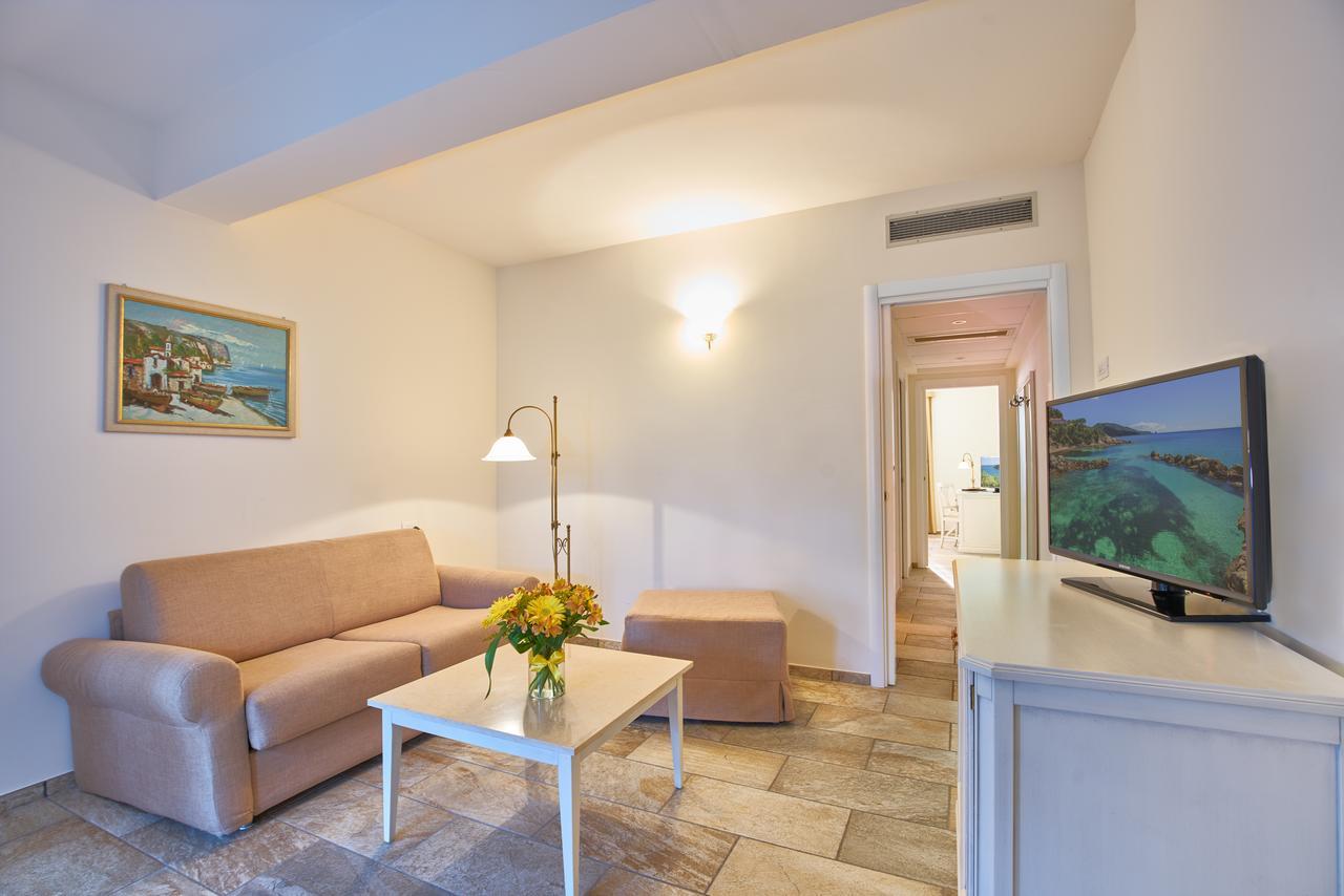 Hotel Del Golfo Procchio  Esterno foto
