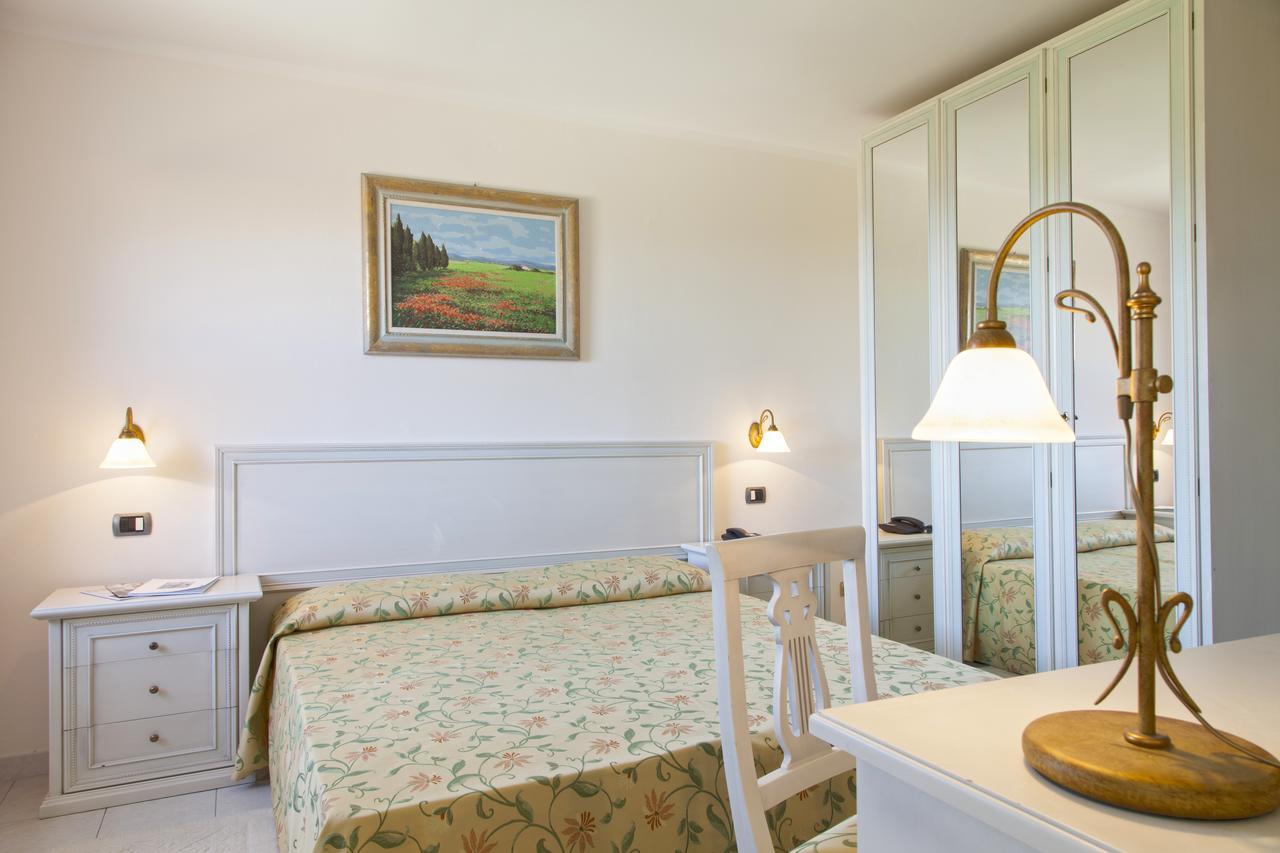 Hotel Del Golfo Procchio  Esterno foto